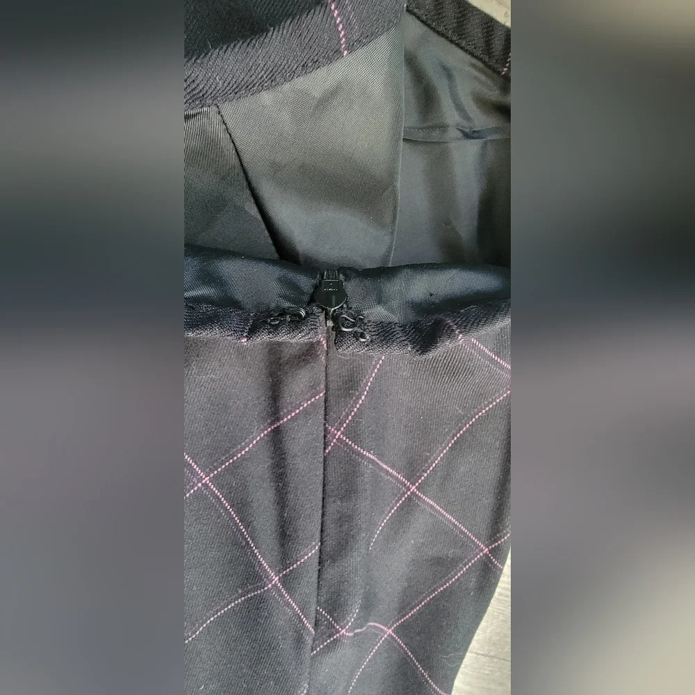 Vintage Y2K Midi Skirt Women's 16P Black w/ Pink & Purple Pin Stripe Plaid Lined - Picture 6 of 10